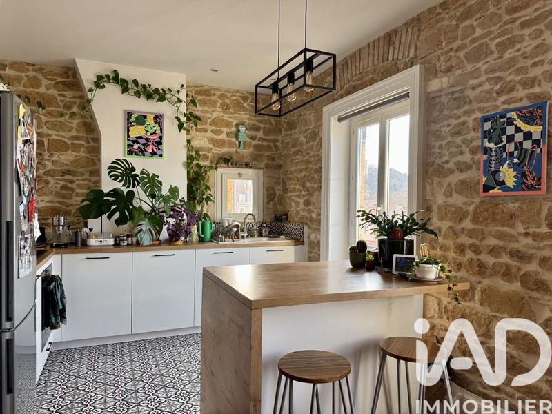 Appartement - 79 m² - 3 pièces