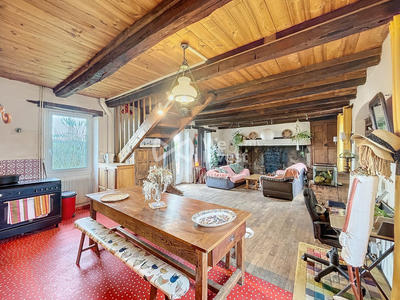 Maison - 189 m² - 12 pièces