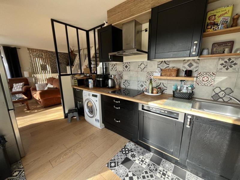 Maison - 162 m² - 10 pièces