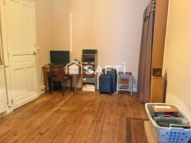 Maison de ville - 100 m² - 10 pièces