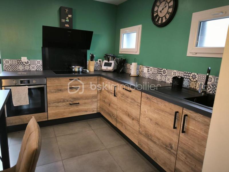 Demeure - 130 m² - 6 pièces