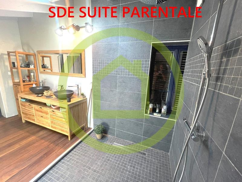 Maison - 160 m² - 6 pièces