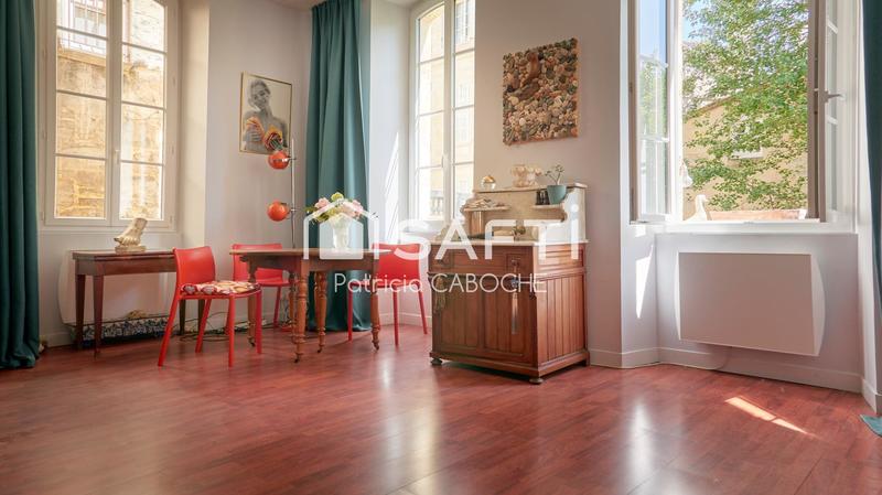 Appartement - 87 m² - 4 pièces