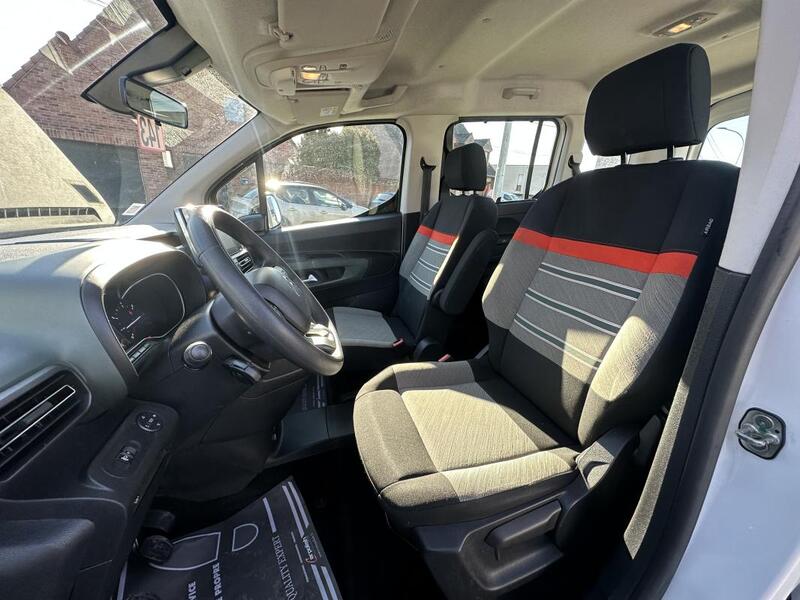 Citroën Berlingo Xtr 1.5 BlueHDI 100 Grip Control, Affich Tête Haute