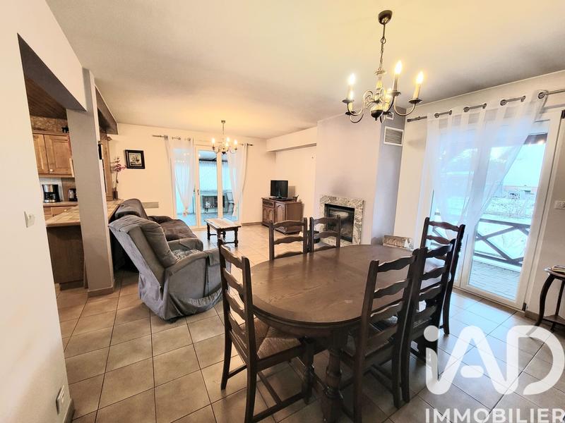 Maison - 81 m² - 5 pièces