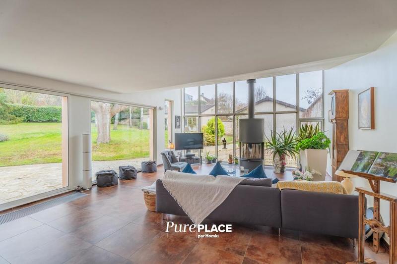 Longère - 280 m² - 7 pièces