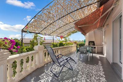 Maison - 148 m² - 6 pièces