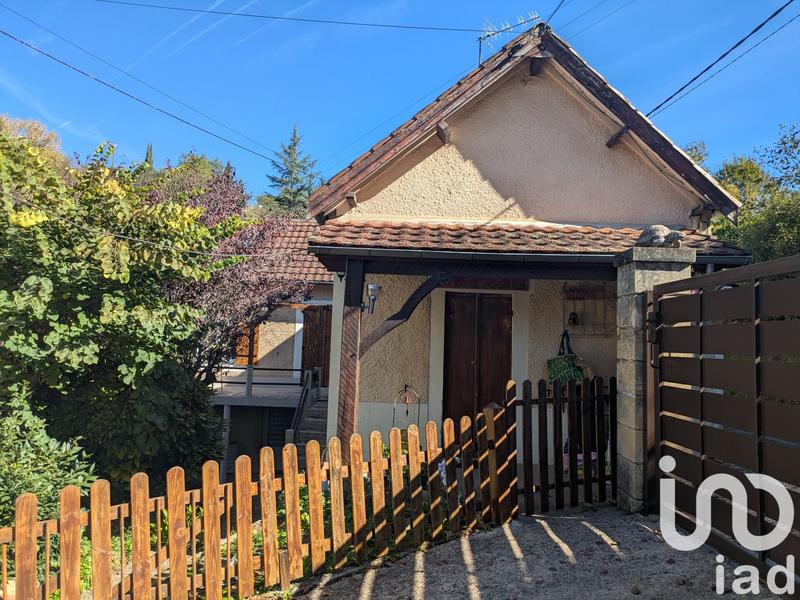 Maison - 180 m² - 6 pièces