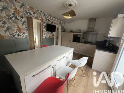 Maison de ville - 100 m² - 5 pièces