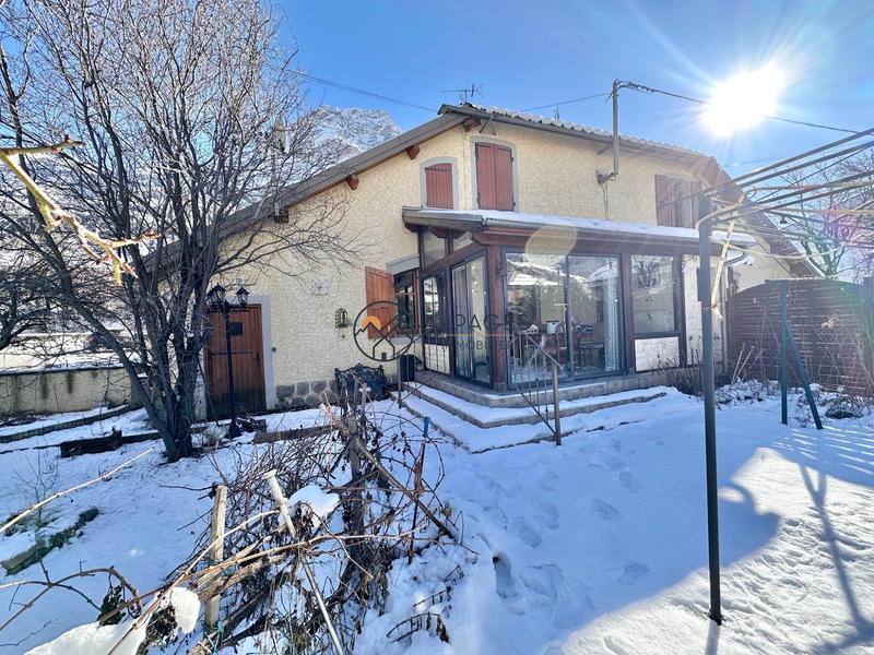 Châlet - 77 m² - 5 pièces