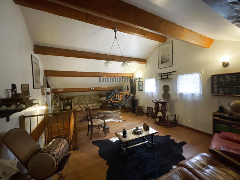 Maison - 153 m² - 7 pièces