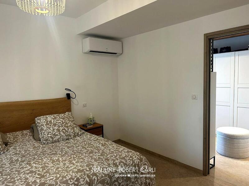 Appartement - 100 m² - 3 pièces