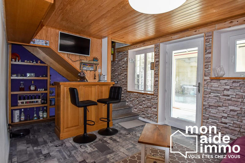 Maison - 104 m² - 5 pièces