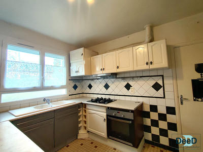 Maison - 82 m² - 4 pièces