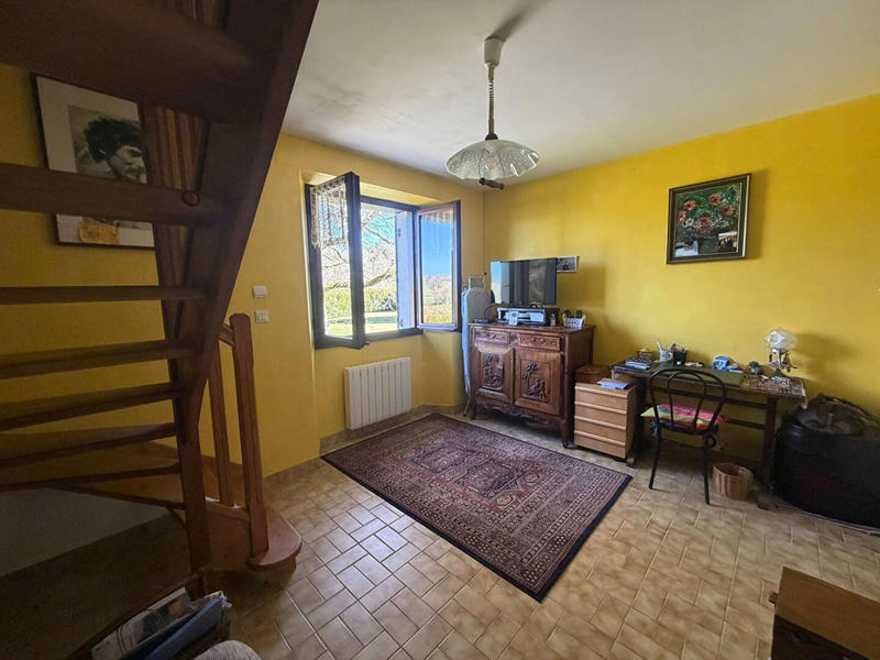 Maison - 196 m² - 7 pièces