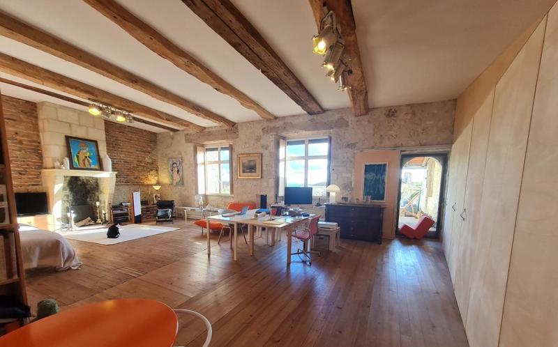 Demeure - 370 m² - 5 pièces