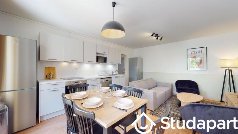 Chambre - 11 m² - 1 pièce