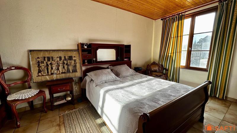 Maison de village - 171 m² - 6 pièces