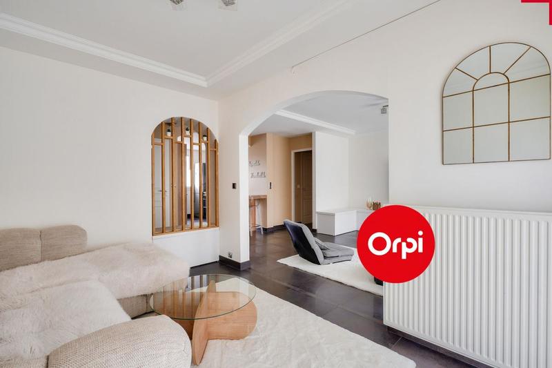 Appartement - 90 m² - 4 pièces