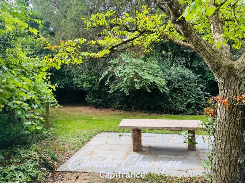 Maison - 196 m² - 8 pièces