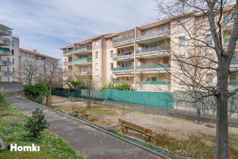 Appartement - 100 m² - 4 pièces