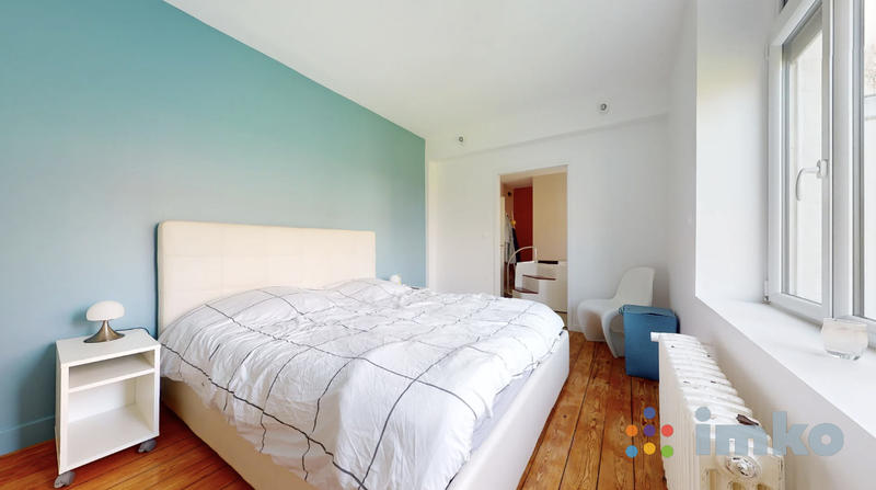 Demeure - 230 m² - 7 pièces