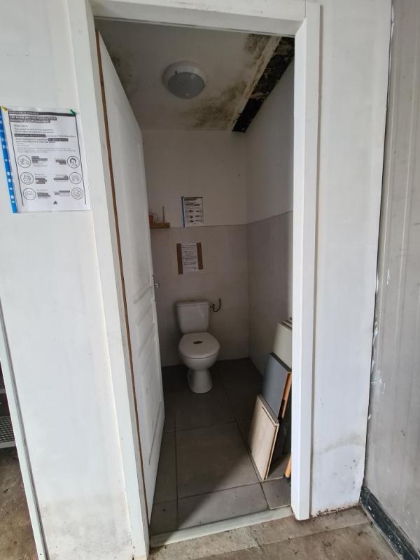 Local commercial - 110 m²