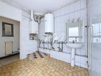 Maison - 103 m² - 6 pièces