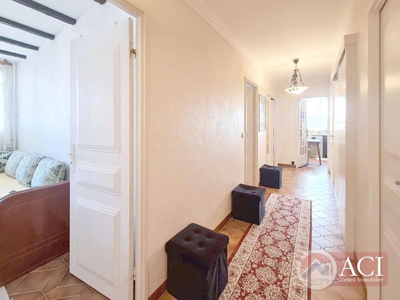 Appartement - 72 m² - 3 pièces