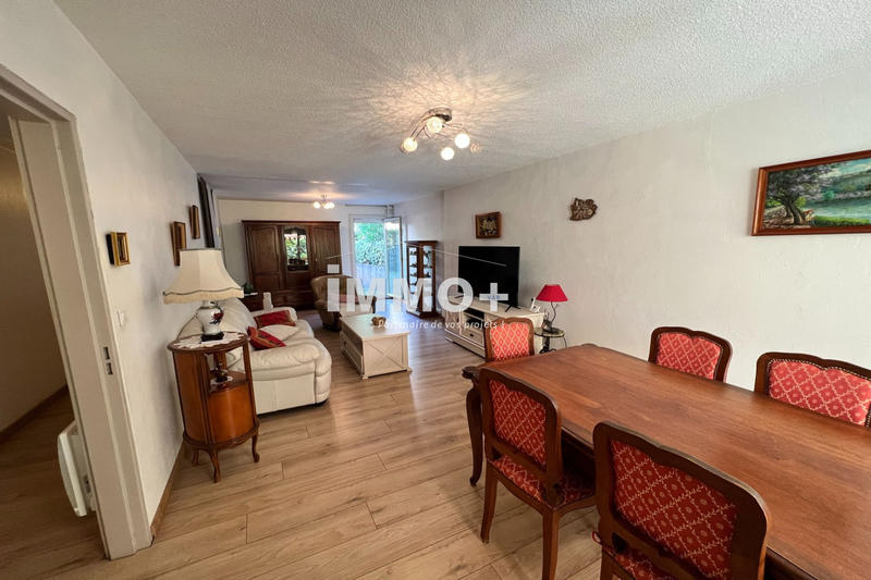 Appartement - 92 m² - 5 pièces