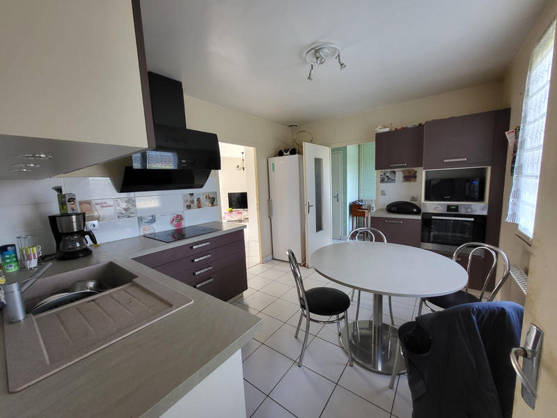 Maison - 92 m² - 5 pièces