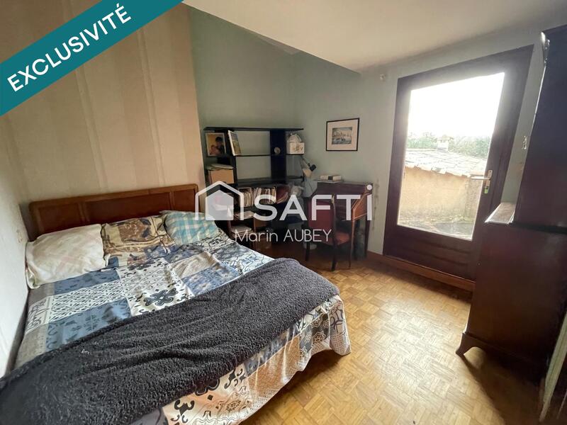 Maison - 175 m² - 10 pièces