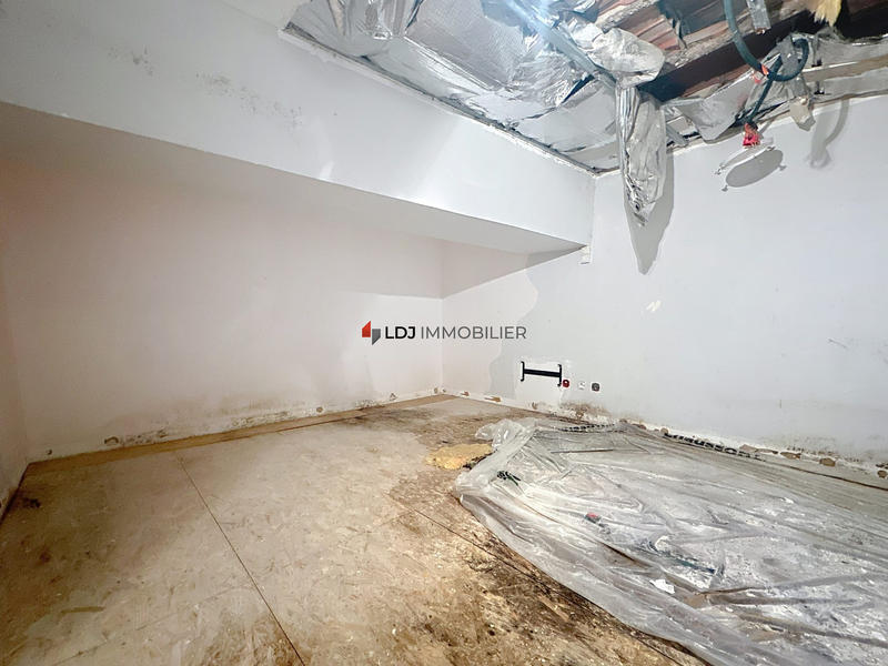 Appartement - 93 m² - 4 pièces