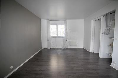 Appartement - 77 m² - 3 pièces