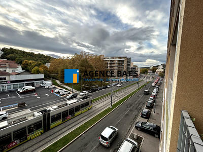 Appartement - 63 m² - 2 pièces