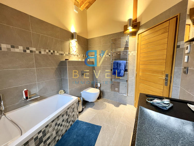 Maison - 160 m² - 4 pièces