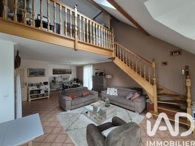 Appartement - 107 m² - 4 pièces