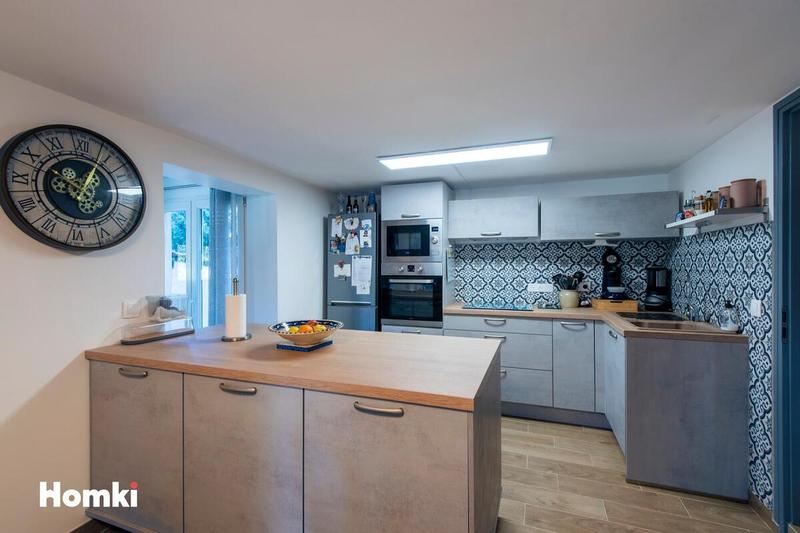 Villa - 180 m² - 7 pièces