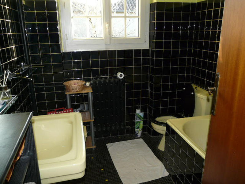 Maison - 200 m² - 6 pièces