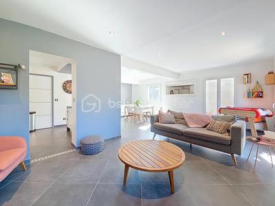 Maison - 115 m² - 6 pièces