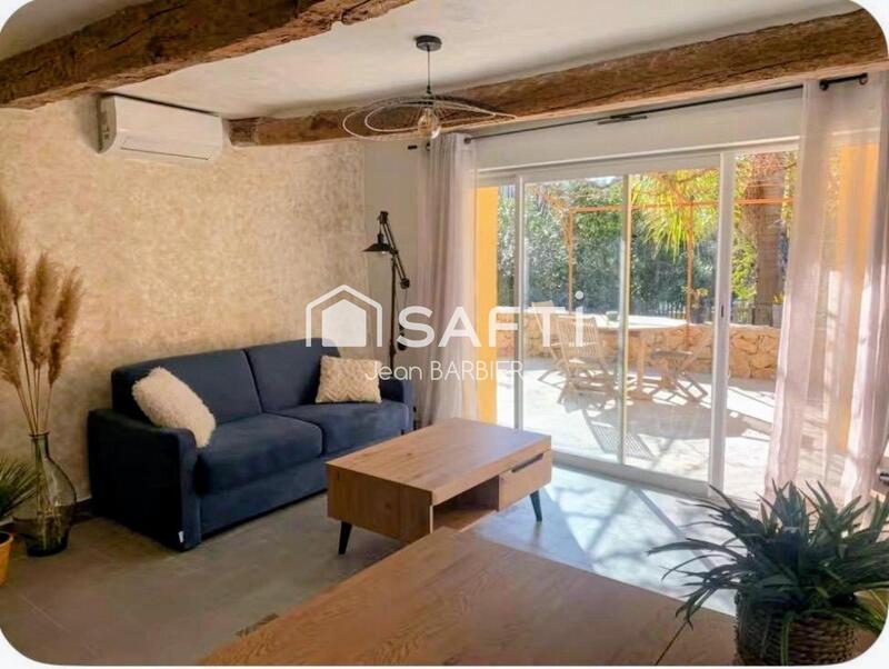 Maison - 180 m² - 7 pièces