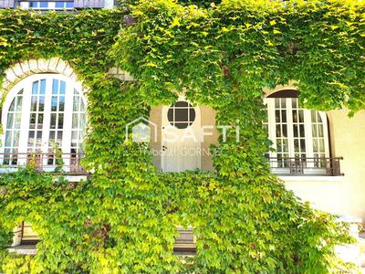 Maison de village - 130 m² - 7 pièces