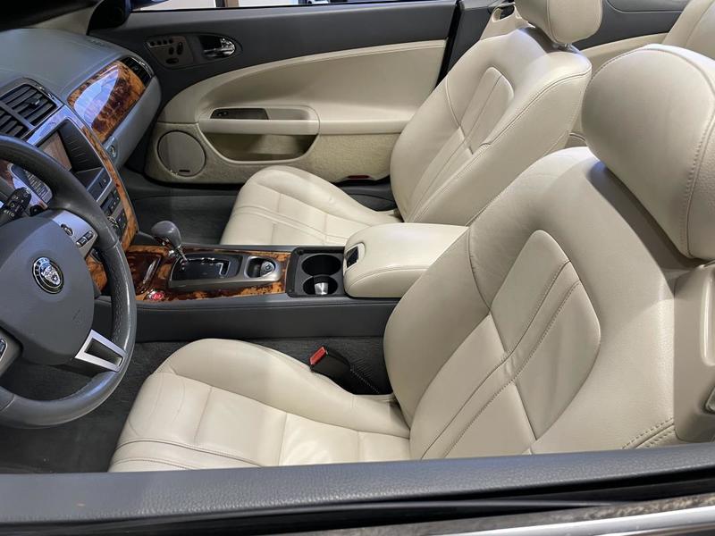 Jaguar Xk8 Cabriolet 4.2 V8