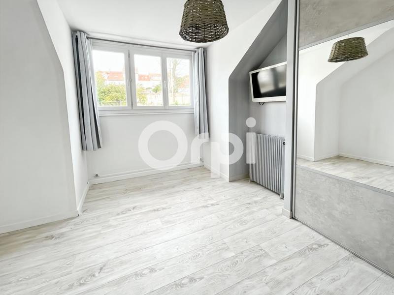 Maison - 88 m² - 4 pièces