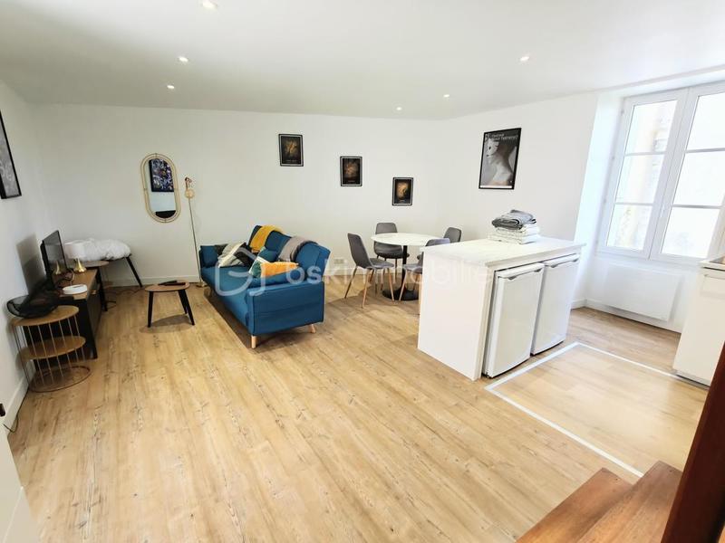 Immeuble - 192 m² - 11 pièces