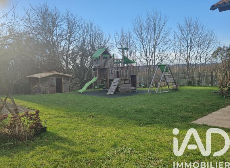 Maison - 160 m² - 7 pièces