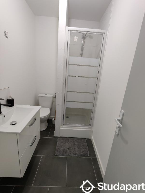 Chambre - 9 m² - 1 pièce