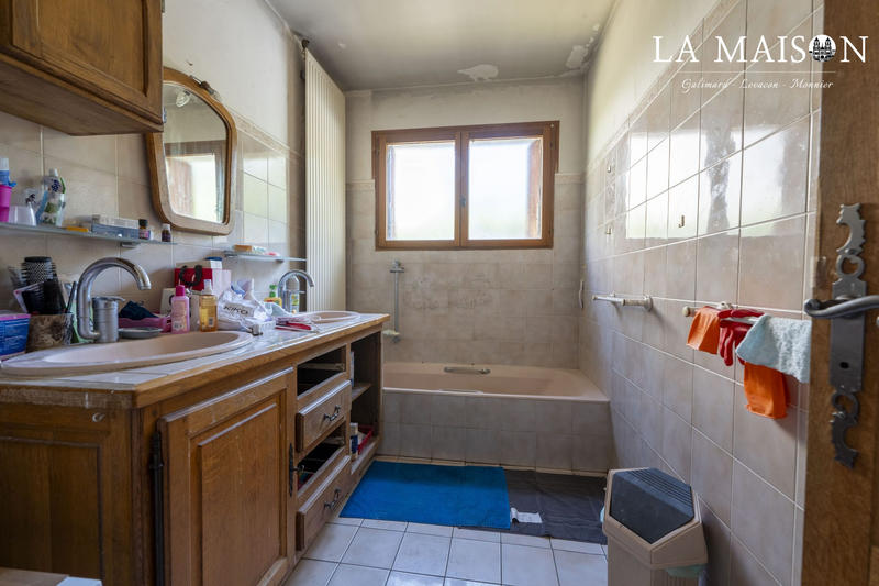 Maison - 170 m² - 7 pièces