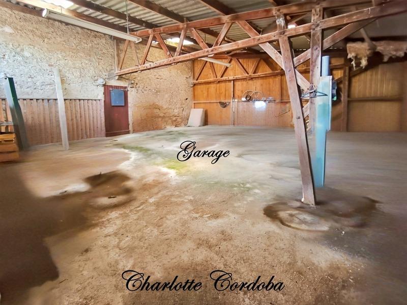 Propriété - 404 m² - 20 pièces