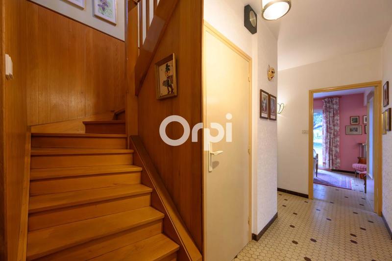 Maison - 160 m² - 8 pièces